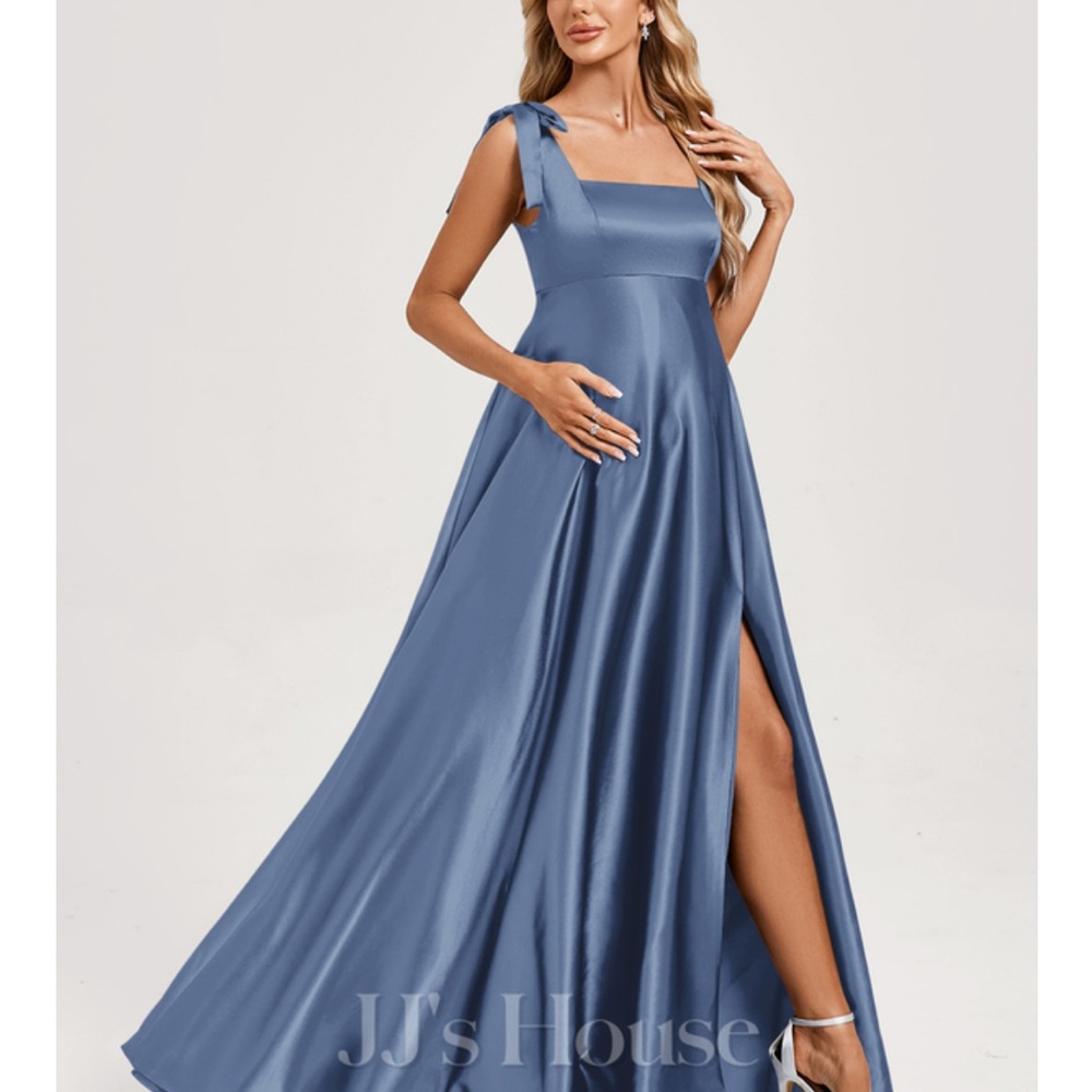 JJs House Elegant Blue Maxi Dress